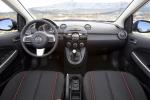 Mazda2 2010 года